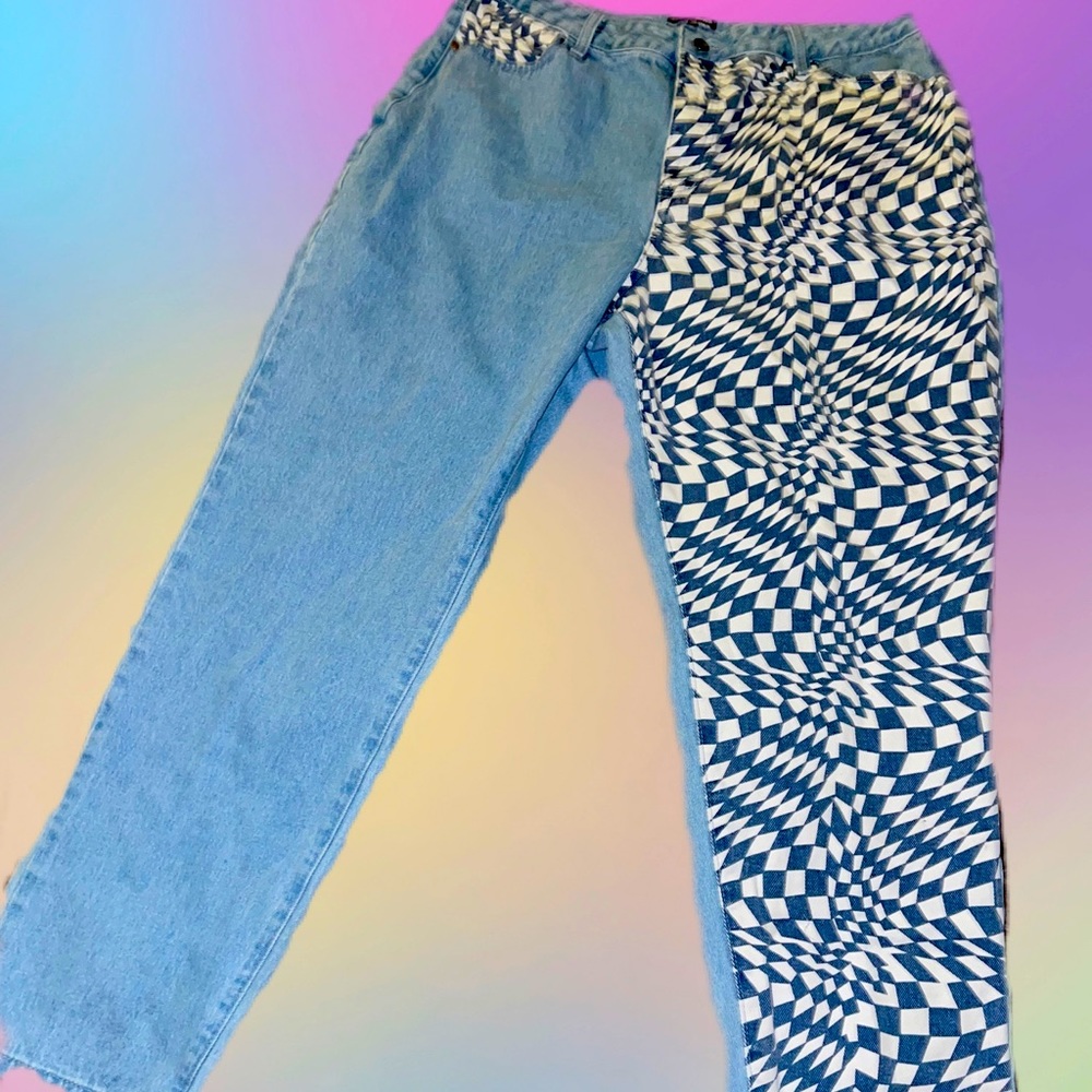 Fashion Nova Curvy Jeans